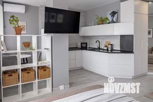 Студия квартира, посуточно, 35м2, 8/16 этаж