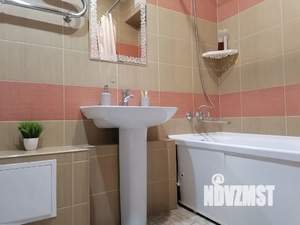 1-к квартира, посуточно, 37м2, 3/9 этаж