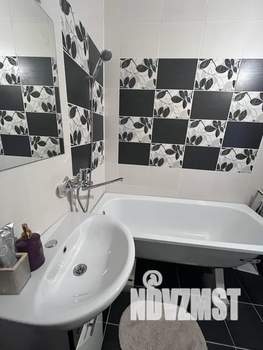 Студия квартира, посуточно, 29м2, 10/20 этаж