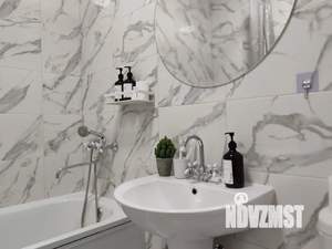 1-к квартира, посуточно, 38м2, 2/10 этаж