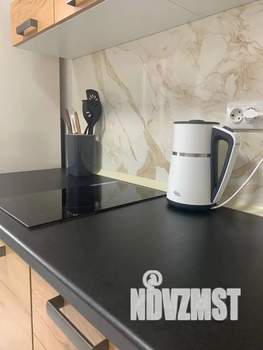 1-к квартира, посуточно, 38м2, 13/16 этаж