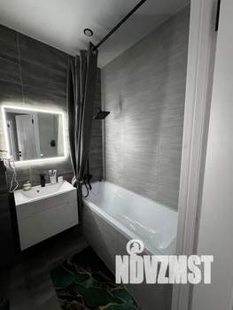 1-к квартира, посуточно, 37м2, 12/16 этаж