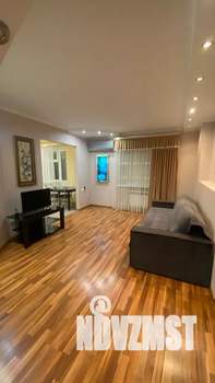 2-к квартира, посуточно, 74м2, 9/10 этаж