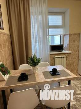 1-к квартира, посуточно, 36м2, 3/12 этаж