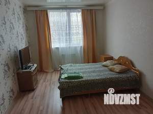 1-к квартира, посуточно, 60м2, 4/16 этаж