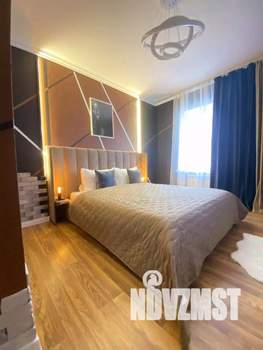 1-к квартира, посуточно, 62м2, 1/1 этаж