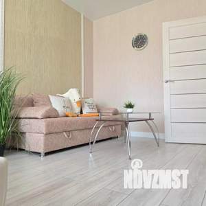 1-к квартира, посуточно, 44м2, 1/1 этаж