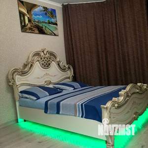 1-к квартира, посуточно, 39м2, 8/17 этаж