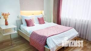 1-к квартира, посуточно, 46м2, 1/2 этаж