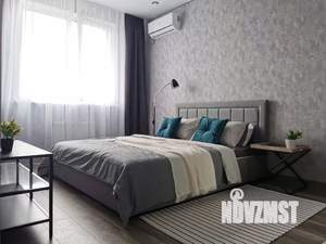 1-к квартира, посуточно, 35м2, 11/18 этаж