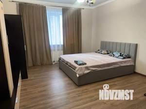 1-к квартира, посуточно, 54м2, 3/10 этаж