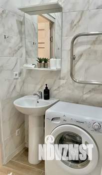 Студия квартира, посуточно, 28м2, 5/9 этаж