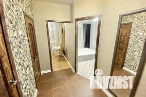 1-к квартира, посуточно, 35м2, 10/18 этаж