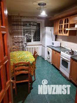 3-к квартира, посуточно, 75м2, 1/9 этаж