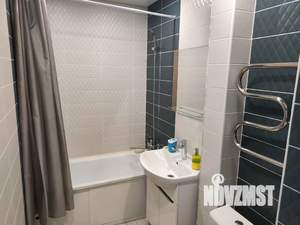 1-к квартира, посуточно, 38м2, 14/16 этаж