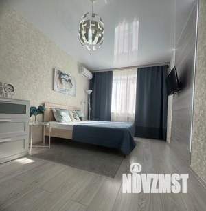 1-к квартира, посуточно, 37м2, 1/1 этаж