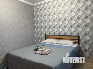 1-к квартира, посуточно, 38м2, 11/18 этаж