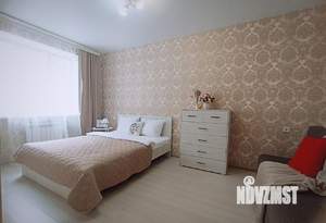 1-к квартира, посуточно, 35м2, 1/1 этаж