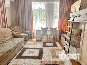 2-к квартира, посуточно, 73м2, 2/4 этаж