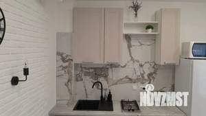 1-к квартира, посуточно, 37м2, 1/20 этаж