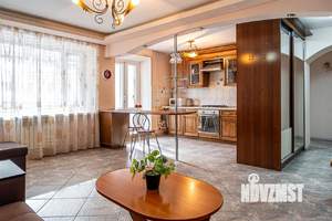 2-к квартира, посуточно, 50м2, 1/1 этаж