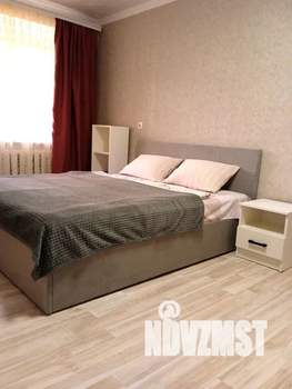 1-к квартира, посуточно, 30м2, 5/5 этаж