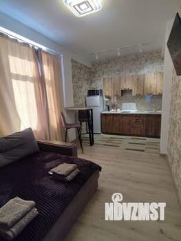 Студия квартира, посуточно, 35м2, 4/9 этаж