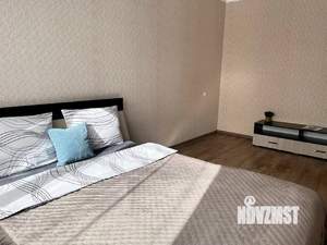 1-к квартира, посуточно, 43м2, 11/18 этаж