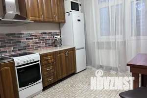 1-к квартира, посуточно, 37м2, 3/10 этаж