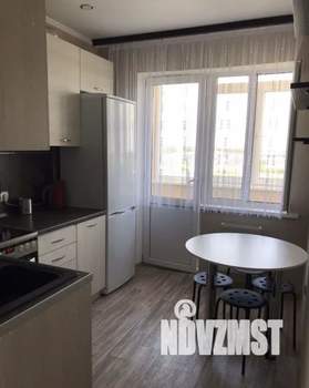 2-к квартира, посуточно, 51м2, 8/15 этаж