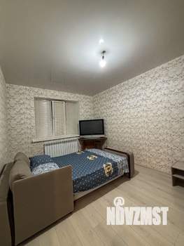 1-к квартира, посуточно, 35м2, 6/18 этаж