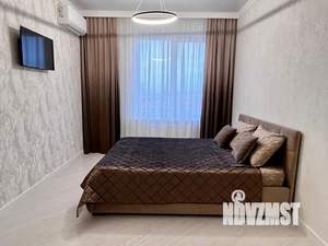 1-к квартира, посуточно, 40м2, 11/22 этаж