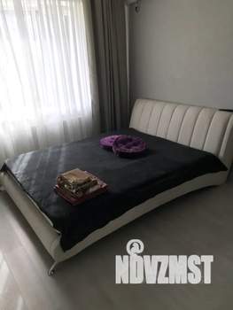 1-к квартира, посуточно, 30м2, 3/5 этаж