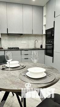 1-к квартира, посуточно, 38м2, 2/8 этаж