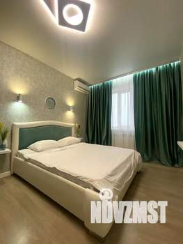 1-к квартира, посуточно, 39м2, 18/18 этаж