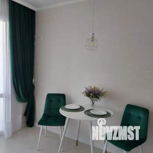 1-к квартира, посуточно, 40м2, 8/25 этаж