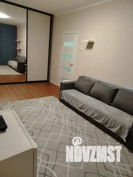 1-к квартира, посуточно, 37м2, 1/16 этаж