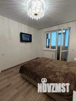 1-к квартира, посуточно, 38м2, 1/9 этаж