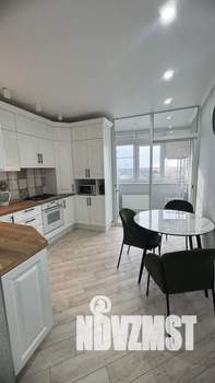 1-к квартира, посуточно, 45м2, 13/16 этаж