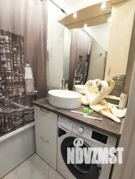 2-к квартира, посуточно, 50м2, 12/18 этаж