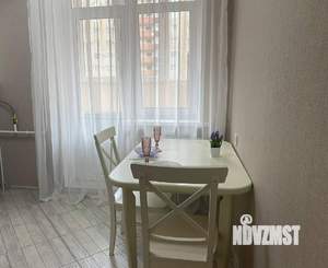 1-к квартира, посуточно, 40м2, 8/18 этаж