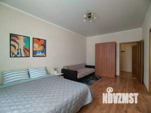 1-к квартира, посуточно, 42м2, 6/16 этаж