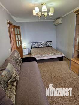 1-к квартира, посуточно, 41м2, 7/10 этаж