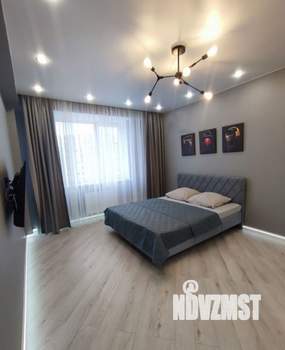 1-к квартира, посуточно, 43м2, 13/16 этаж