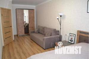 1-к квартира, посуточно, 42м2, 5/10 этаж