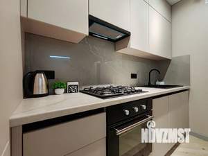 1-к квартира, посуточно, 40м2, 9/16 этаж