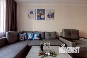 1-к квартира, посуточно, 36м2, 4/9 этаж