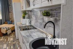 1-к квартира, посуточно, 33м2, 1/16 этаж