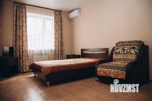 1-к квартира, посуточно, 34м2, 13/18 этаж