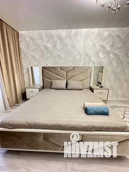 1-к квартира, посуточно, 42м2, 2/17 этаж